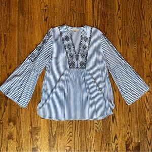 LOFT Women’s Blue White Striped Bell Sleeve Embroidered Blouse size M